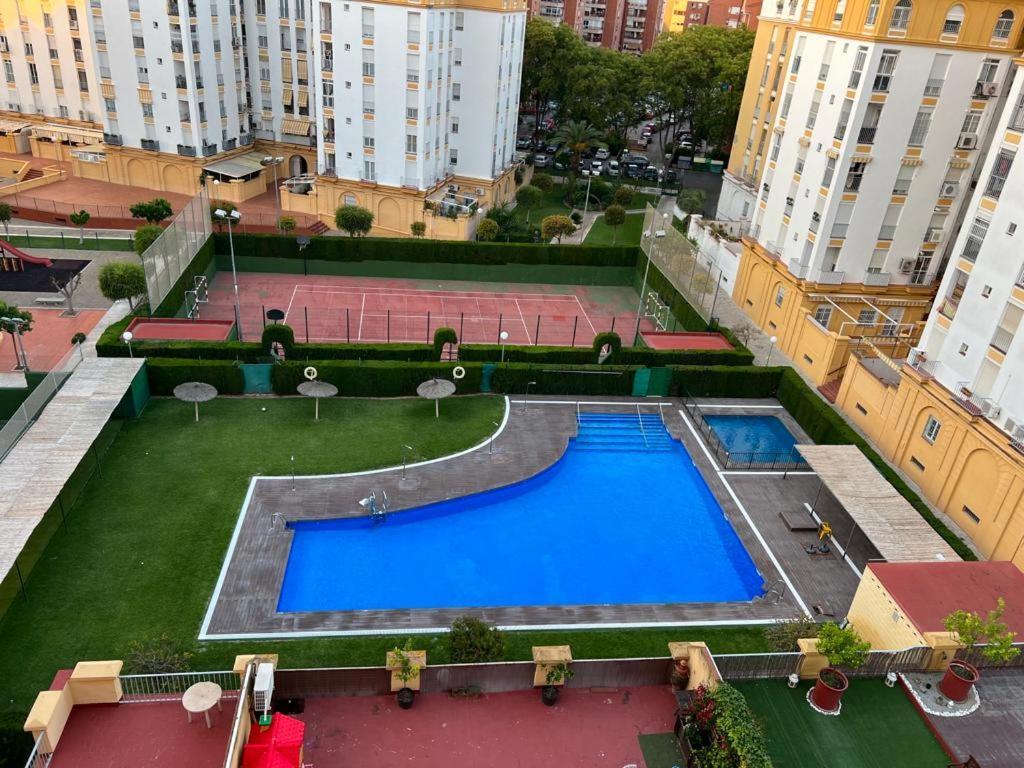 Apartment Luxury In With Pool *